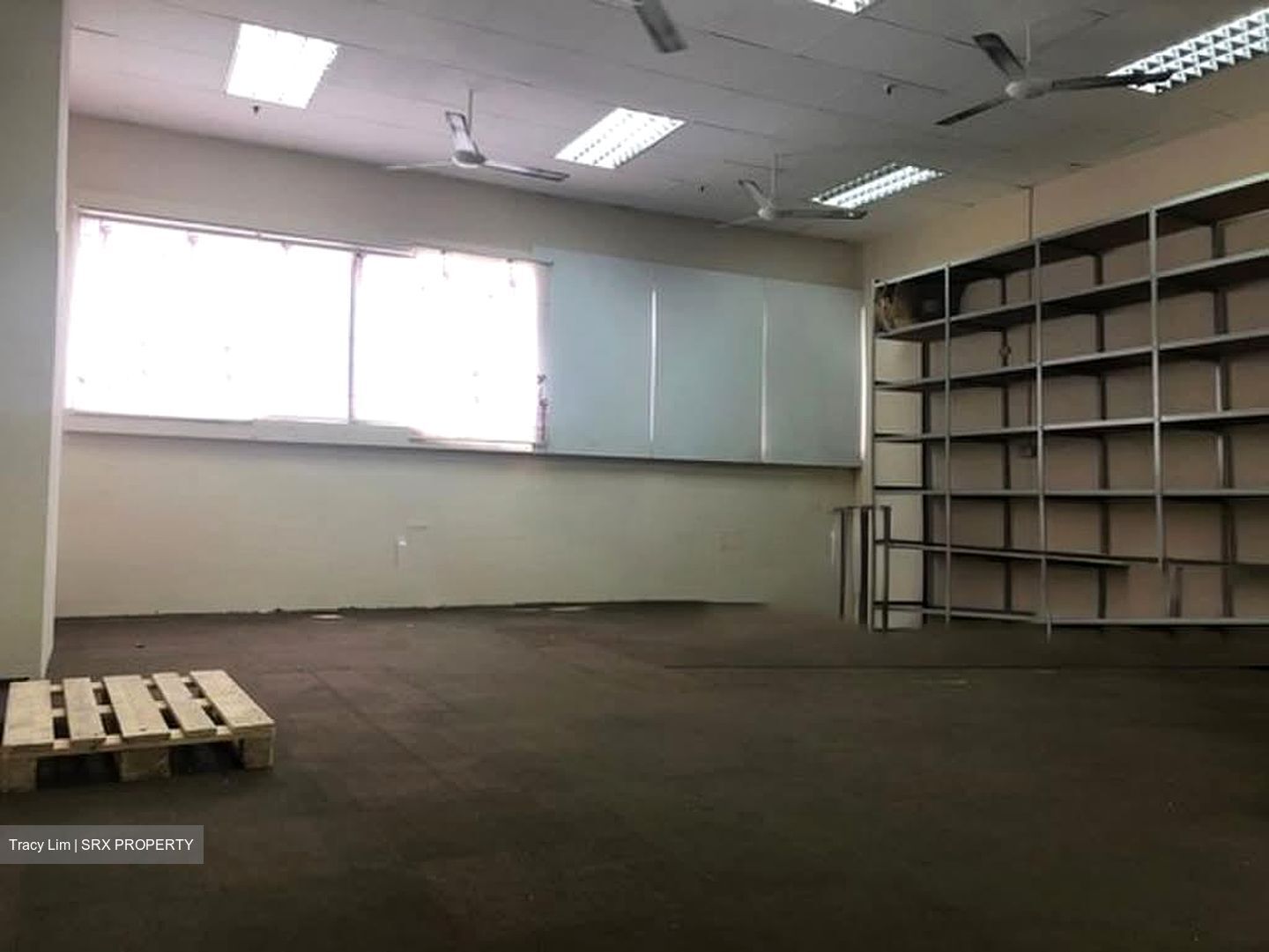 Guan Hua Warehouse Building (D13), Factory #563991431